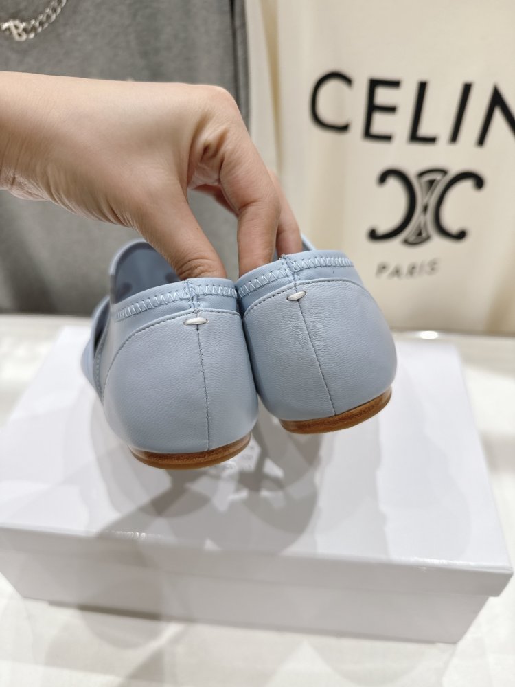 Балетки tabi с раздвоенным носком фото 8