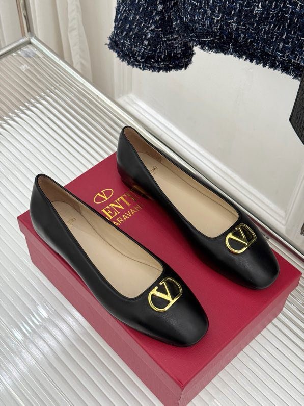 Ballet shoes