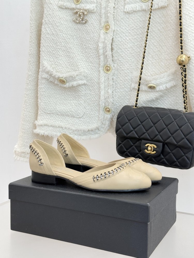 Ballet shoes