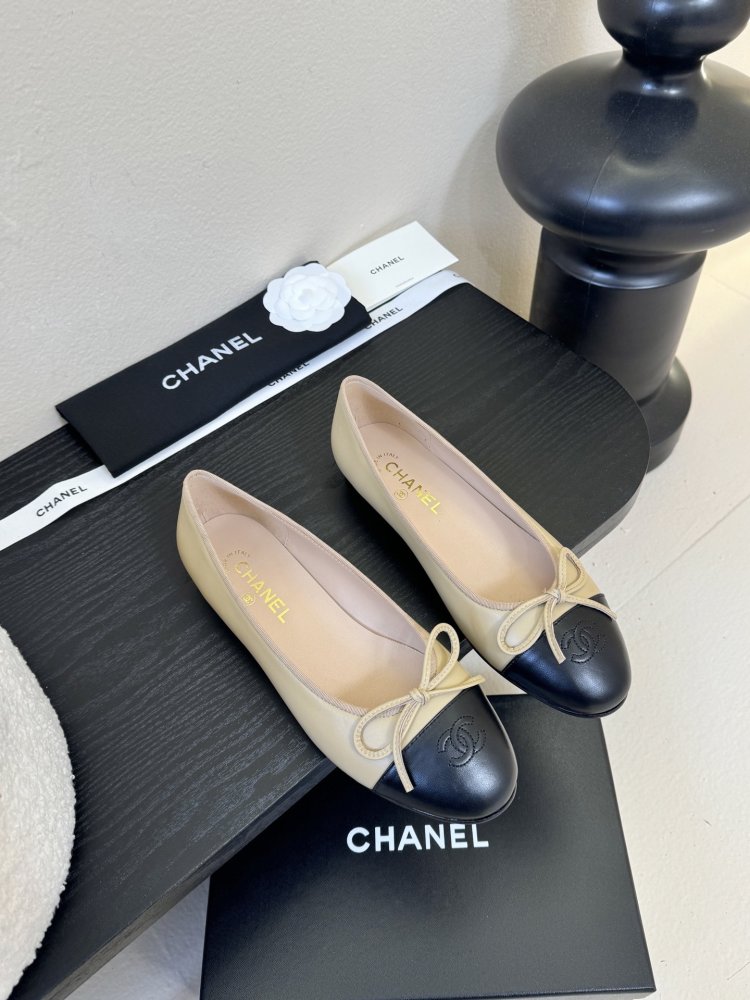 Ballet shoes