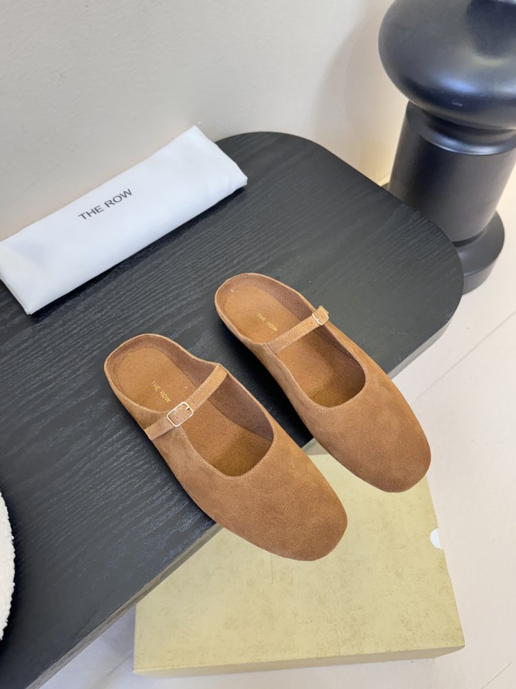 Ballet shoes
