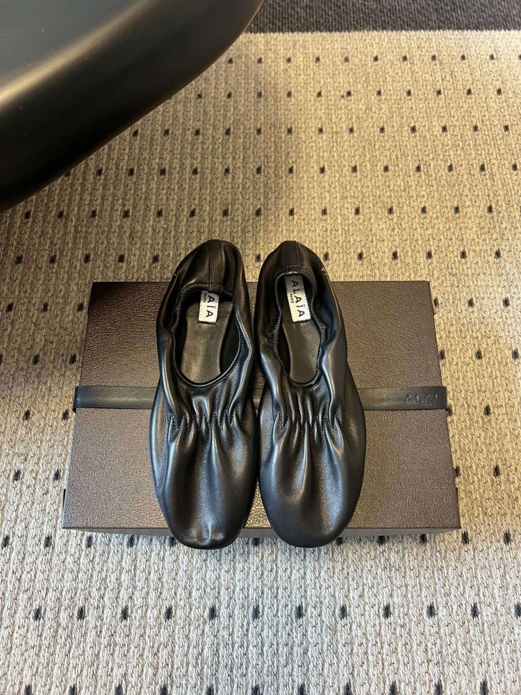 Ballet shoes