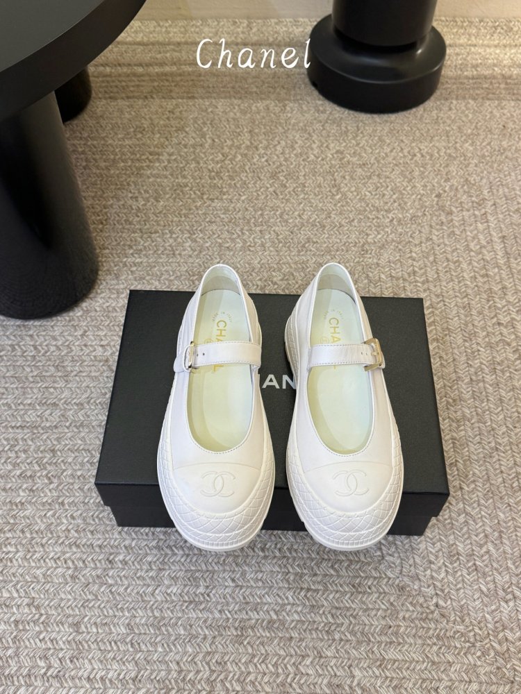 Ballet shoes