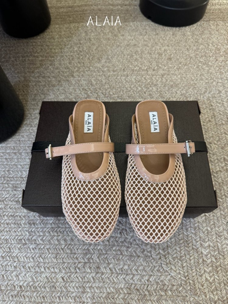 Ballet shoes