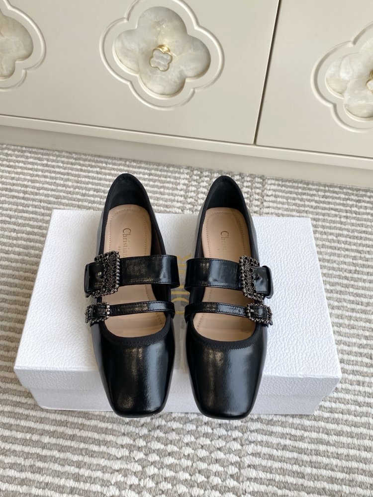 Ballet shoes