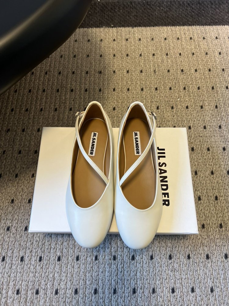 Ballet shoes