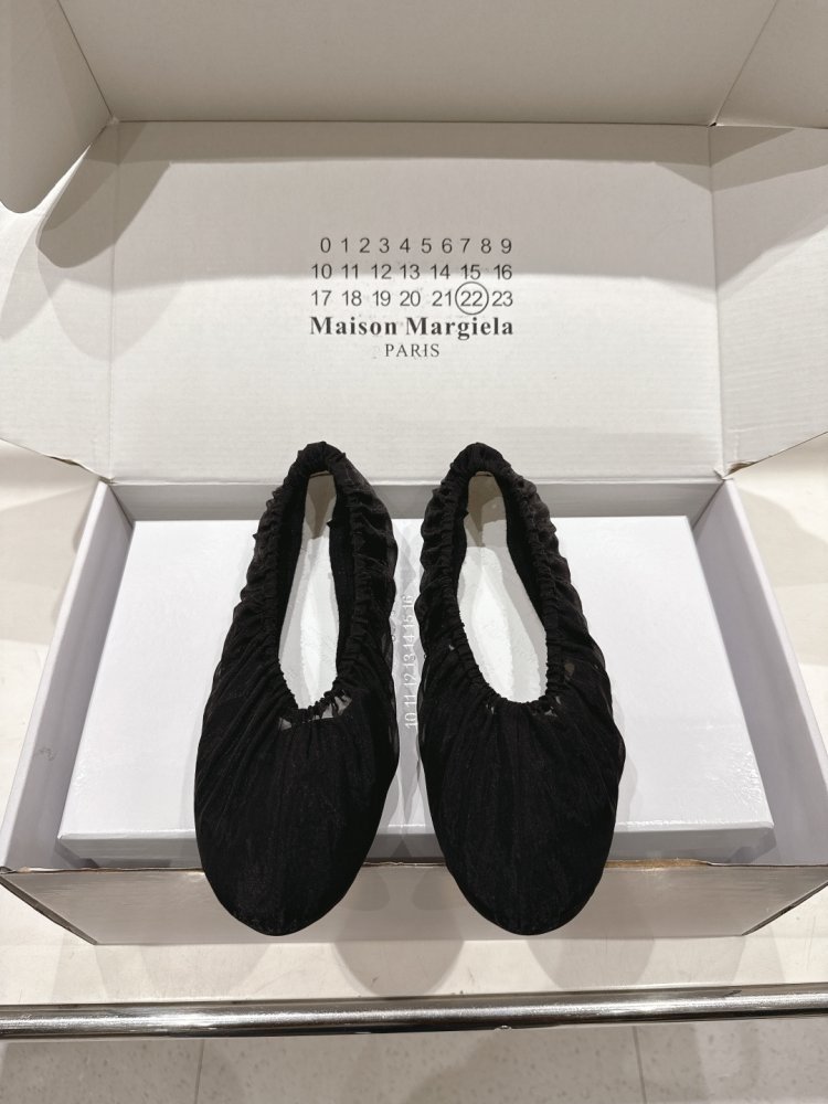 Ballet shoes