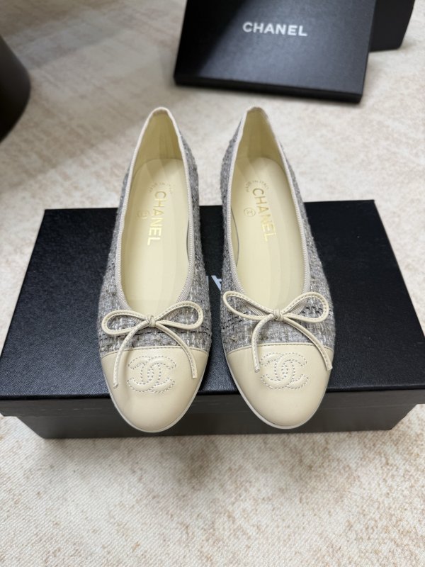 Ballet shoes