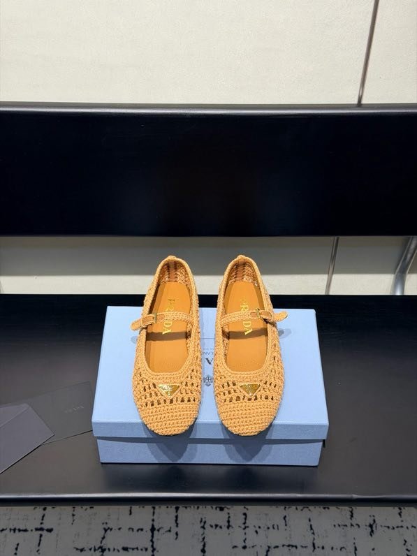 Ballet shoes