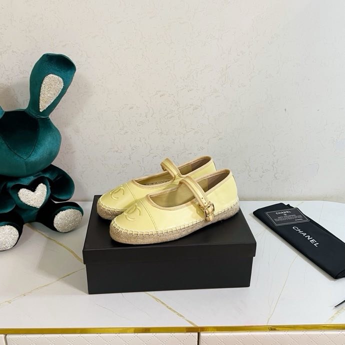 Ballet shoes