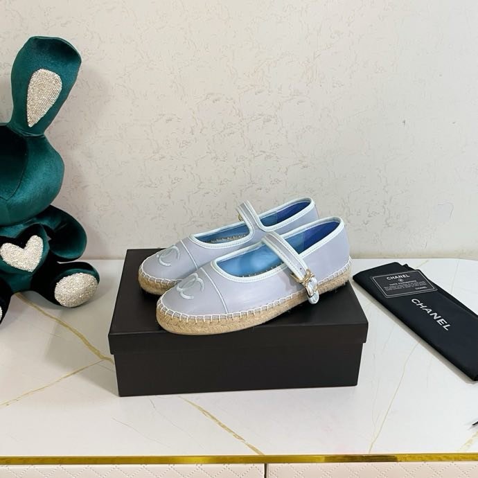 Ballet shoes