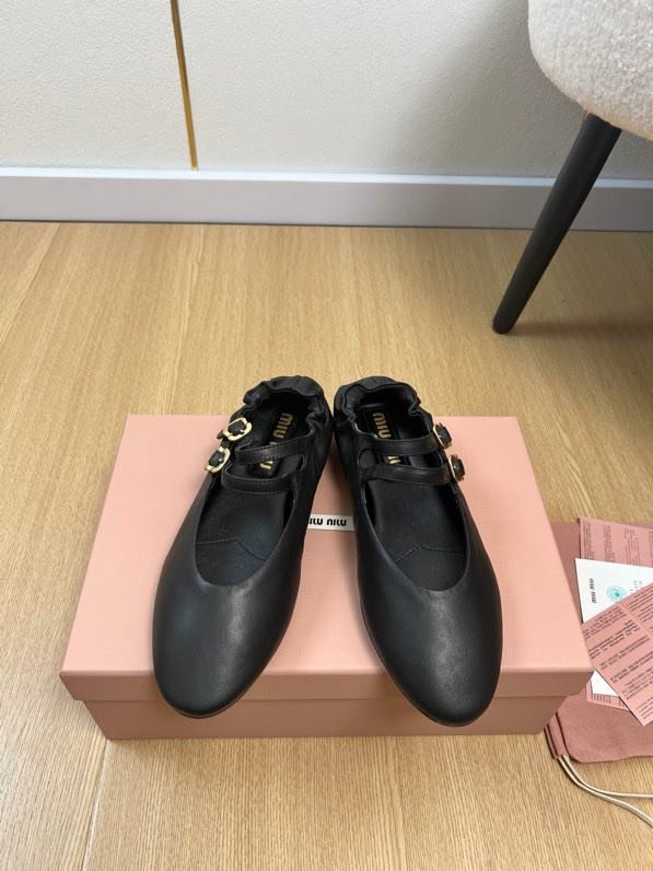 Ballet shoes