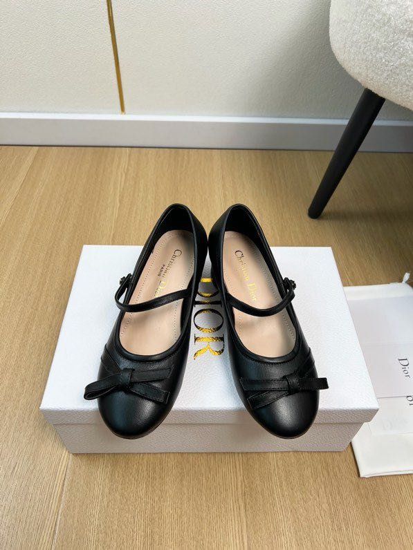Ballet shoes