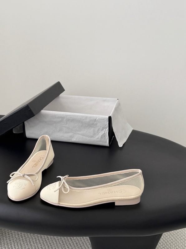 Ballet shoes