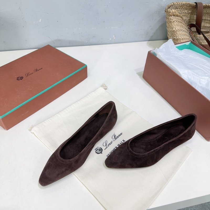 Ballet shoes