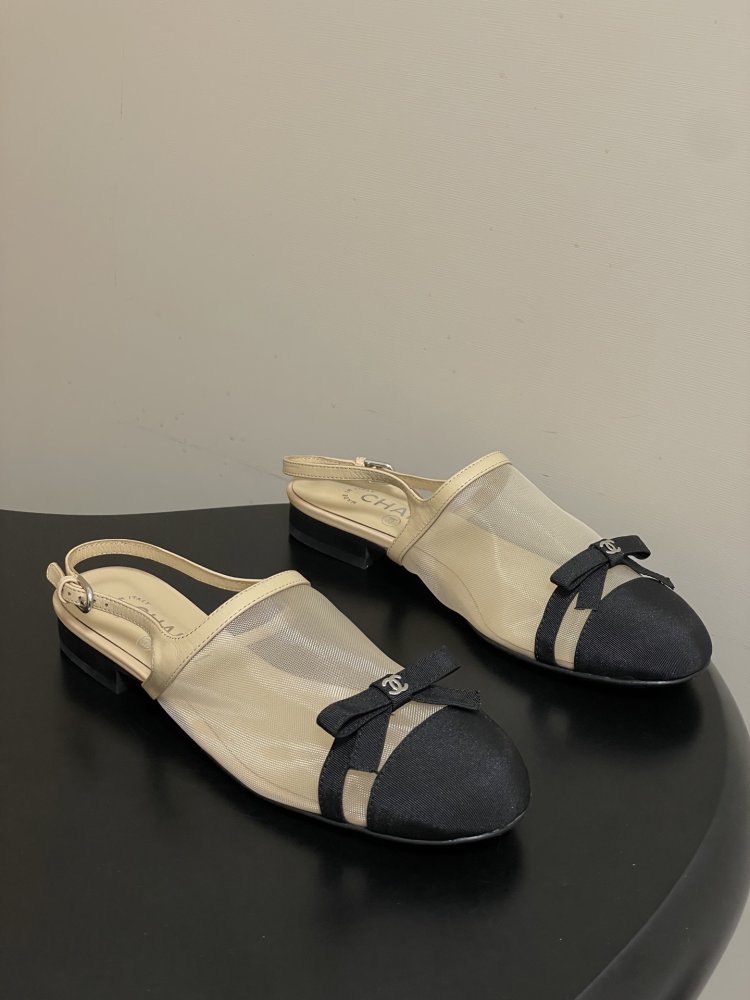 Ballet shoes