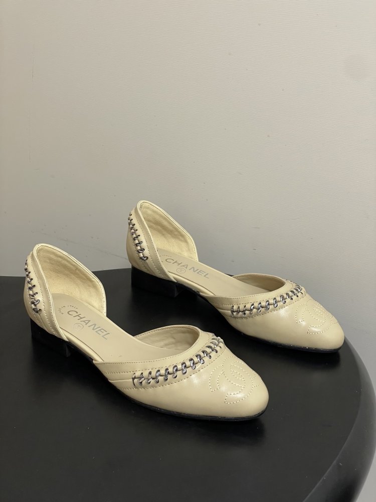 Ballet shoes