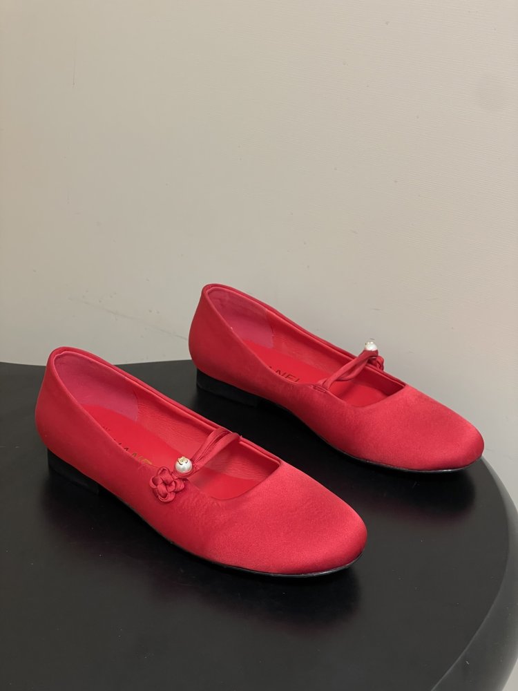 Ballet shoes