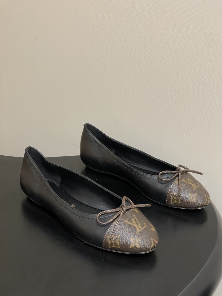 Ballet shoes
