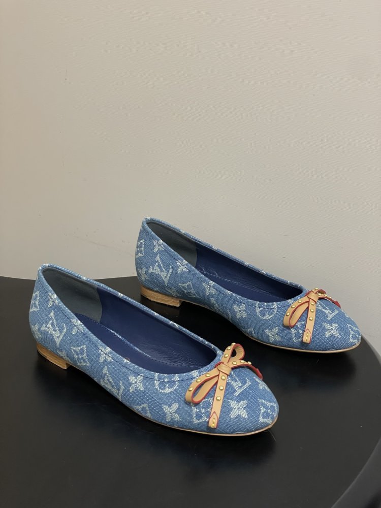 Ballet shoes