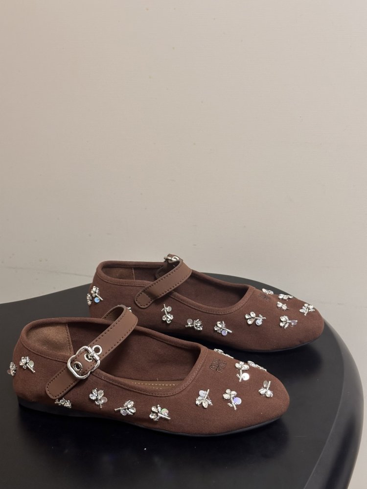 Ballet shoes