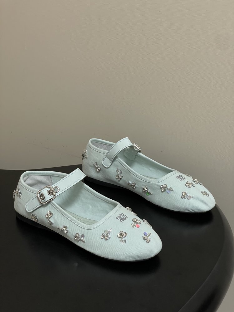 Ballet shoes
