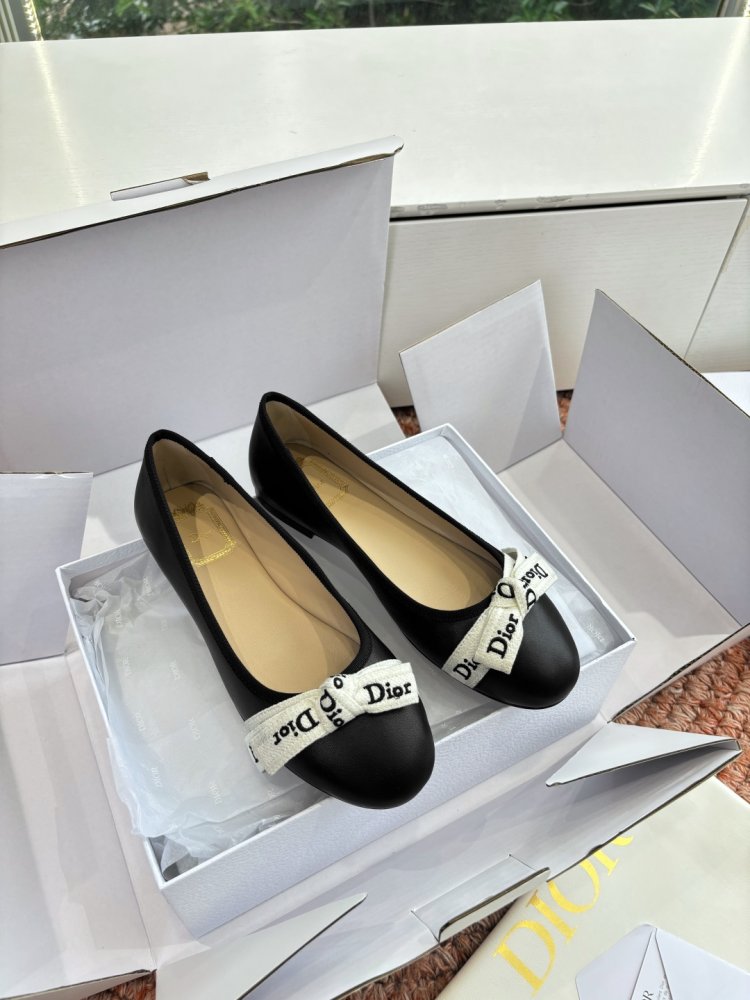 Ballet shoes
