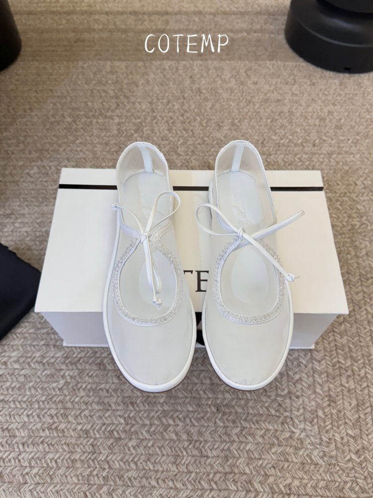 Ballet shoes
