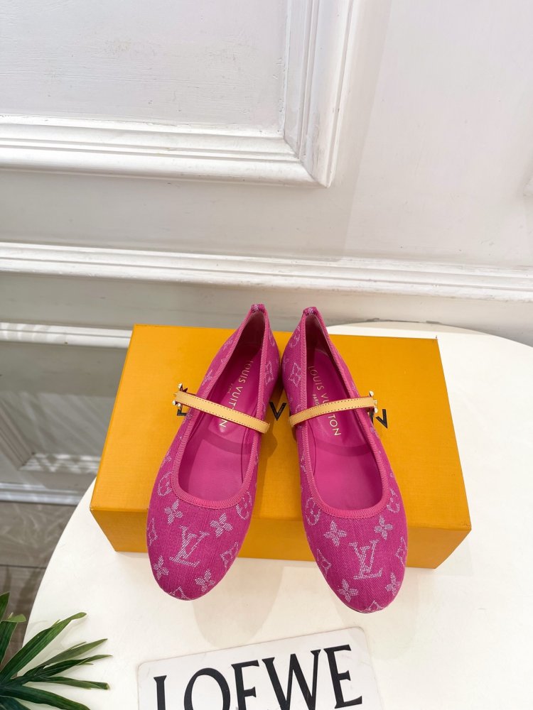 Ballet shoes