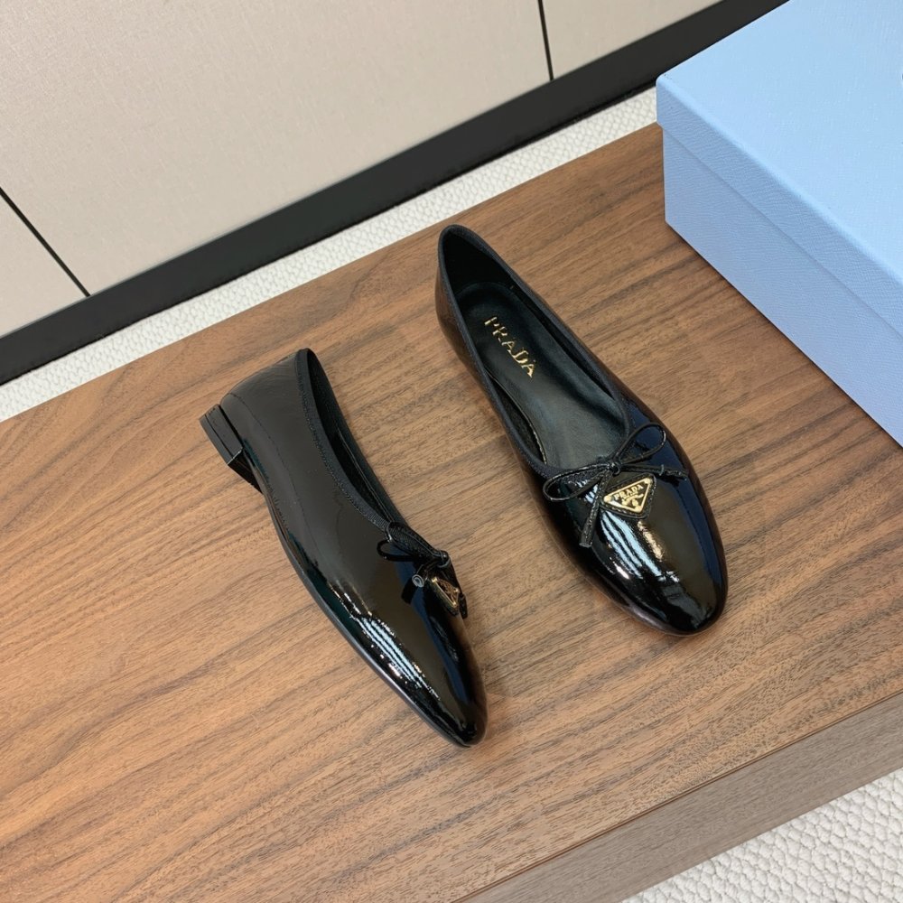 Ballet shoes