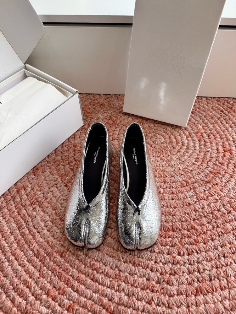 Ballet shoes