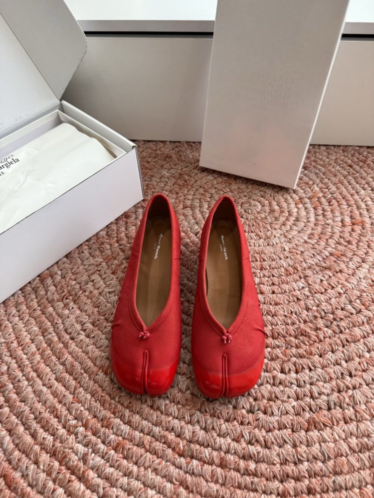Ballet shoes