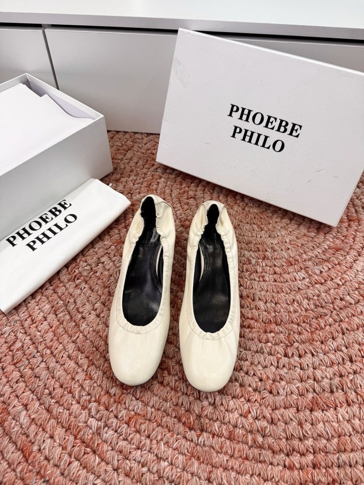 Ballet shoes