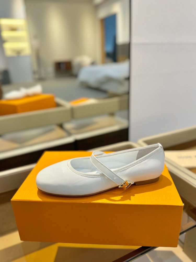 Ballet shoes