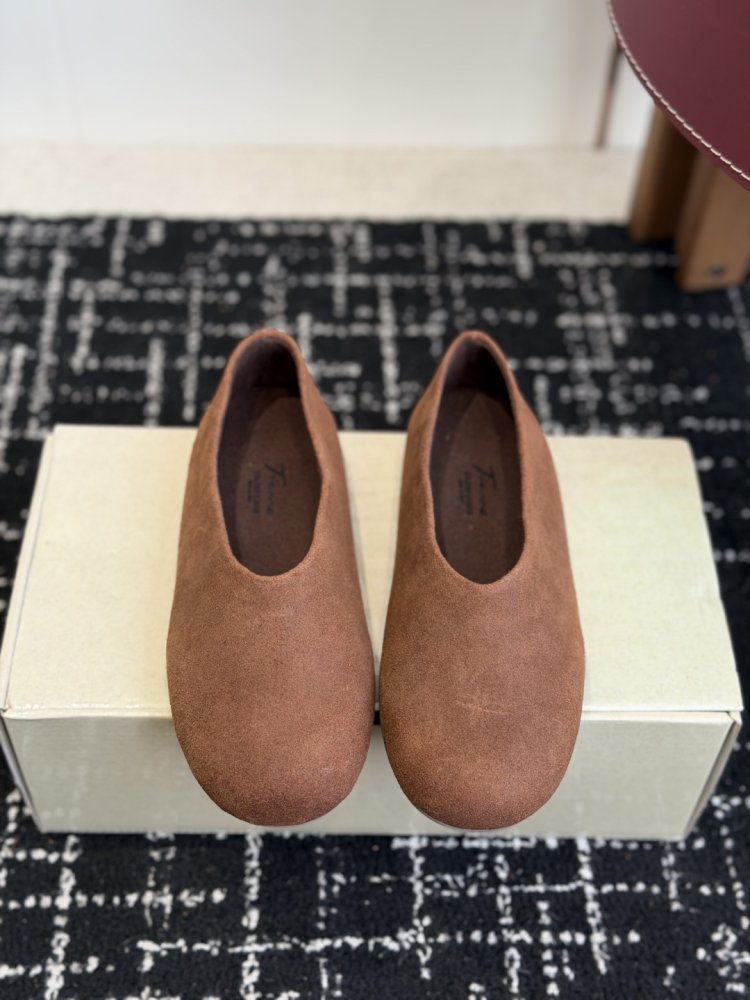 Ballet shoes
