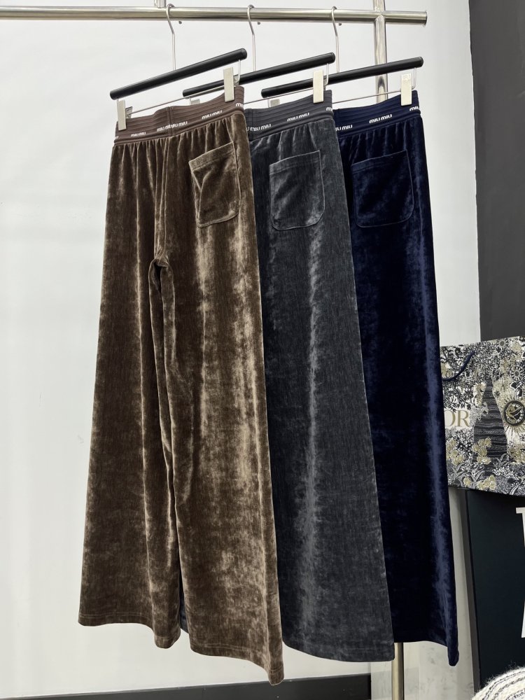 Бархарные брюки женские фото 6