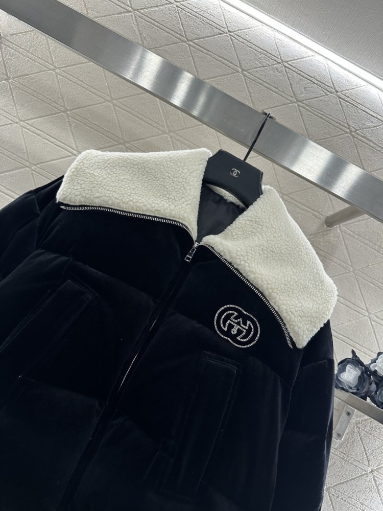 Бархатная пуховая куртка фото 4