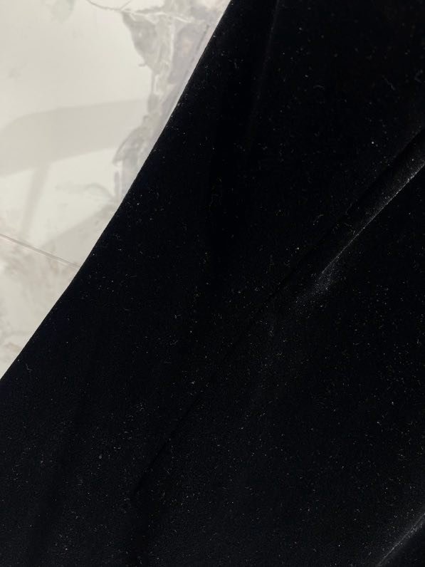 Бархатное платье с жемчужным воротником фото 5