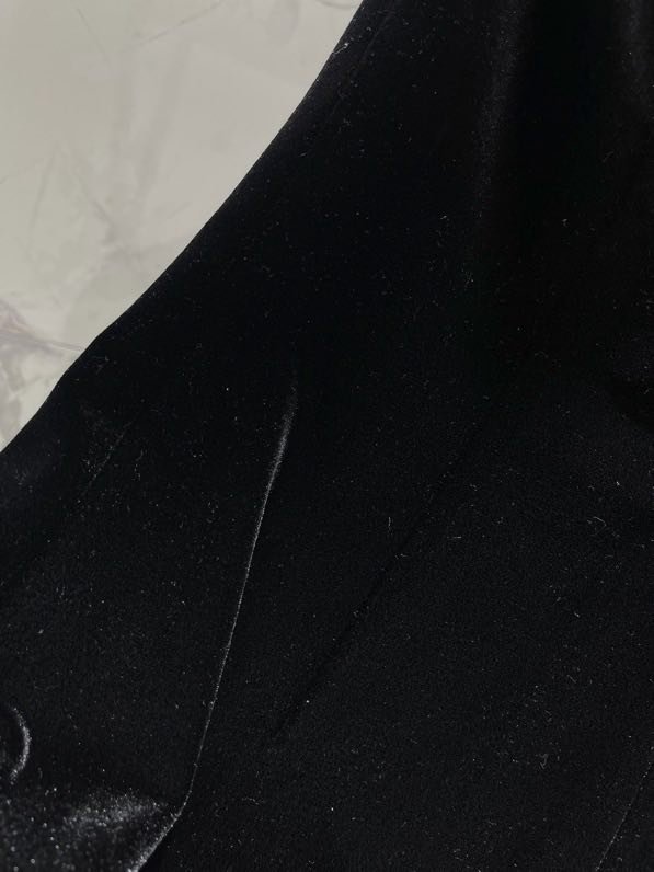 Бархатное платье с жемчужным воротником фото 8