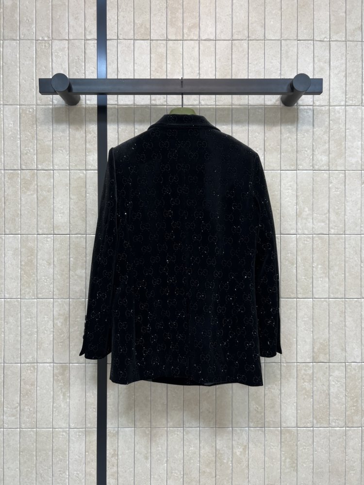 Бархатный блейзер женский фото 7