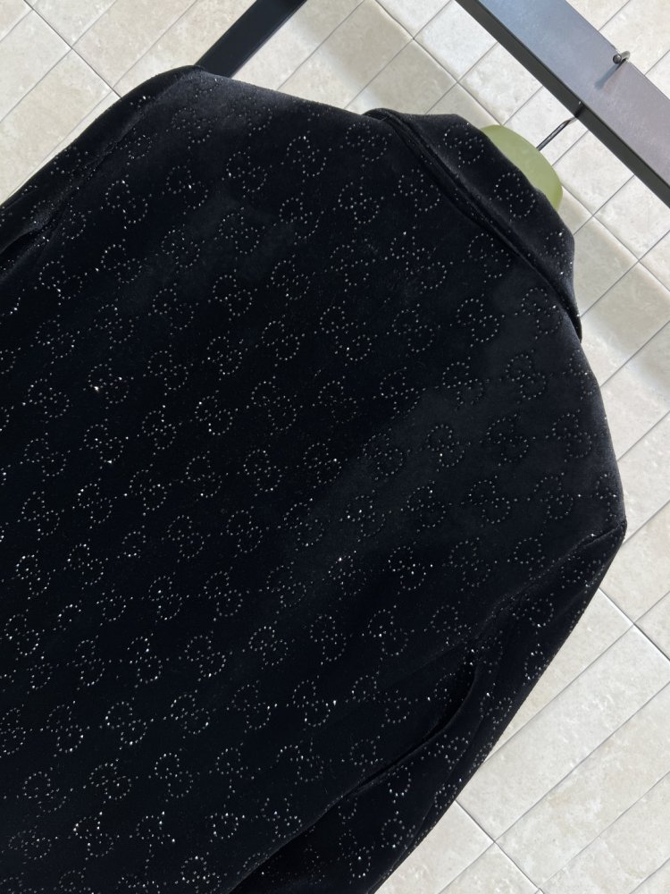 Бархатный блейзер женский фото 8