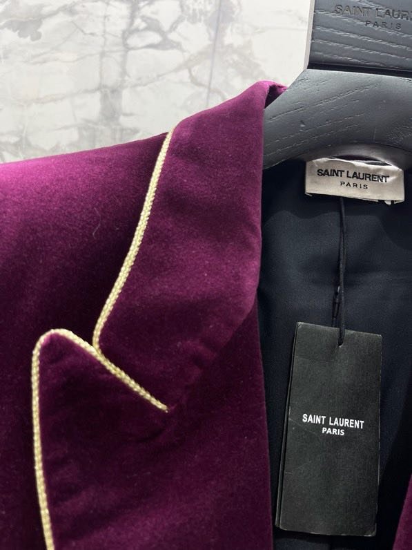 Бархатный бордовый пиджак женский фото 7