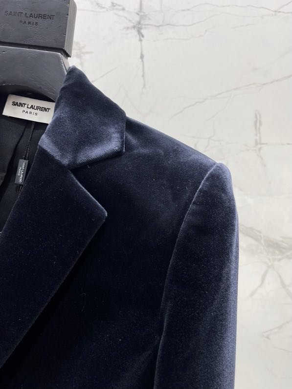 Бархатный пиджак женский фото 3