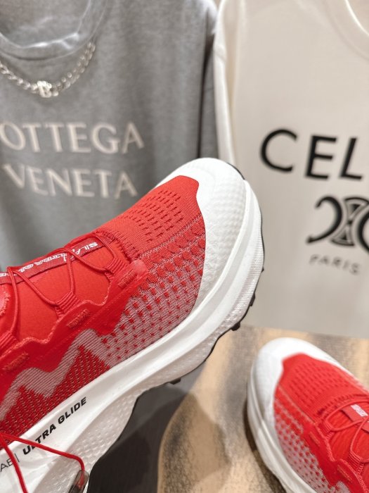 Кросівки фото 7