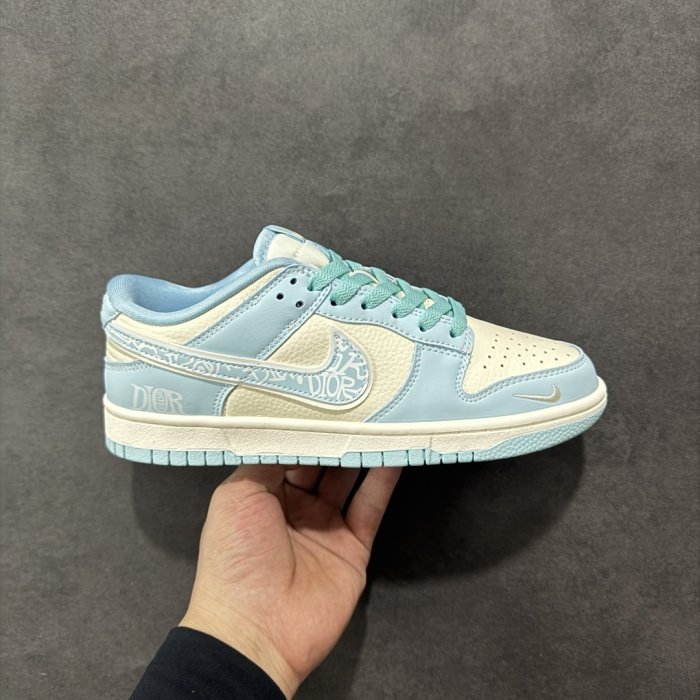 Кроссовки Nike SB Dunk Low