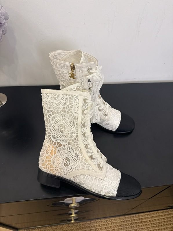 Ботинки женские фото 9