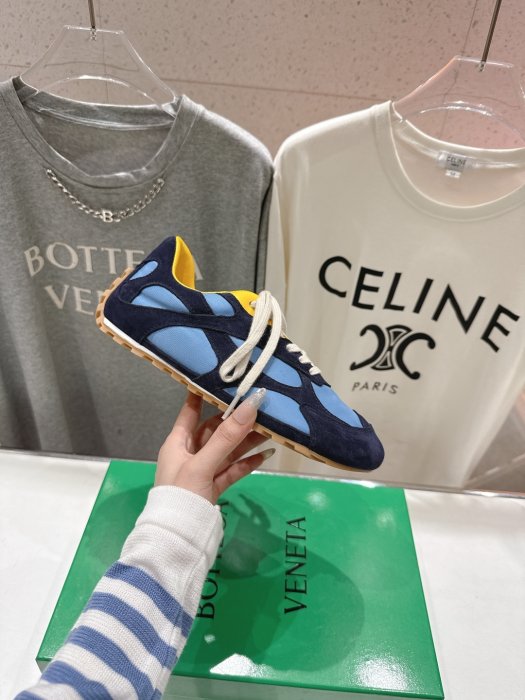 Кроссовки фото 5