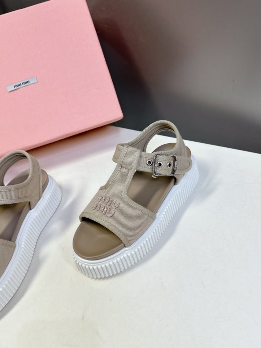 Сандалии женские фото 3