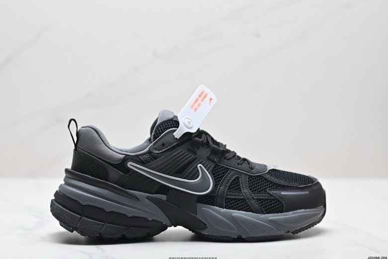 Кроссовки NIKE V2K RUN