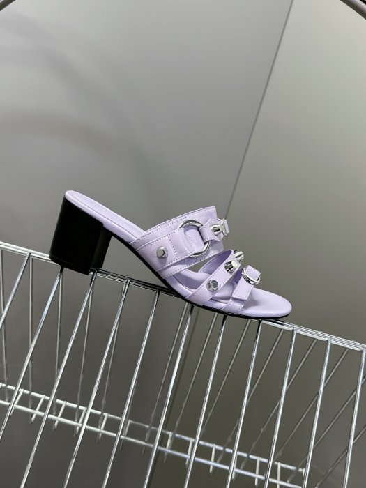 Босоножки фото 5